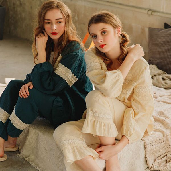 japanese style pajamas set female leisure comfortable pure cotton night wear suit vintage elegant lace flowers dress, Black;red
japanese style pajamas set female leisure comfortable pure cotton night wear suit vintage elegant lace flowers dress, Black;red