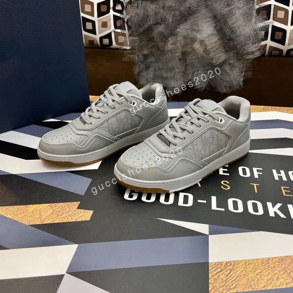 designers sneakers shoe oblique motif lines high low mens sneaker technical canvas leather women casual shoes bee good quality luxurys train, Black;red
designers sneakers shoe oblique motif lines high low mens sneaker technical canvas leather women casual shoes bee good quality luxurys train, Black;red