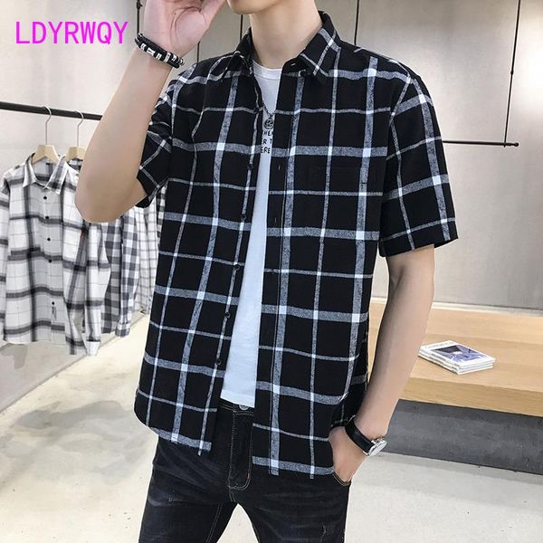 men's casual shirts ldyrwqy 2021 summer male youth korean plaid comfortable short-sleeved all-match open shirt, White;black
men's casual shirts ldyrwqy 2021 summer male youth korean plaid comfortable short-sleeved all-match open shirt, White;black