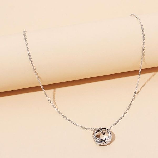 pendant necklaces creative irregular round metal necklace punk hip hop women's gold silver color sweater chain fashion party accessorie
pendant necklaces creative irregular round metal necklace punk hip hop women's gold silver color sweater chain fashion party accessorie