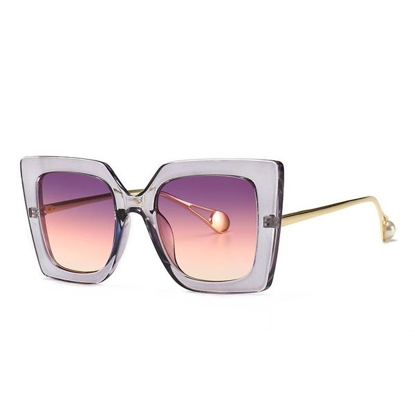 sunglasses classic floral women designer pearl 2021 cat eye sun glasses for female ladies uv400, White;black
sunglasses classic floral women designer pearl 2021 cat eye sun glasses for female ladies uv400, White;black