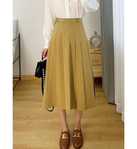 skirts incense simple three-dimensional multi piece cutting high waist thin cover a-line medium length draped pleated skirt, Black
skirts incense simple three-dimensional multi piece cutting high waist thin cover a-line medium length draped pleated skirt, Black