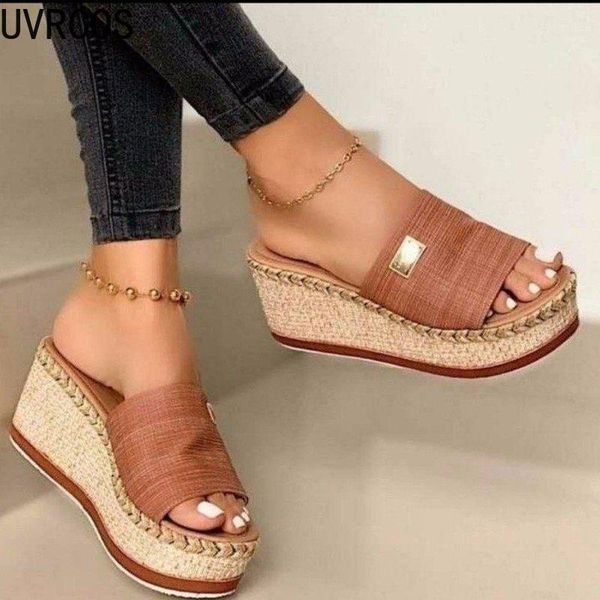 ladies slippers mature simple classic style trendy versatile thick-soled wedges with metal decoration outdoor women's slippers, Black
ladies slippers mature simple classic style trendy versatile thick-soled wedges with metal decoration outdoor women's slippers, Black