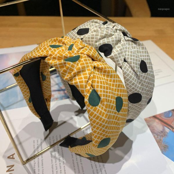 korean version of the headdress polka dot wide-brimmed headband simple knotted sweet fashion woman hair accessories1
korean version of the headdress polka dot wide-brimmed headband simple knotted sweet fashion woman hair accessories1