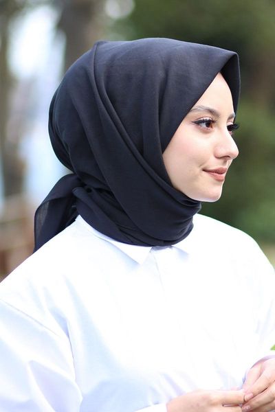 ethnic clothing women black cotton scarf 2021 fashion hijab, Red 
ethnic clothing women black cotton scarf 2021 fashion hijab, Red