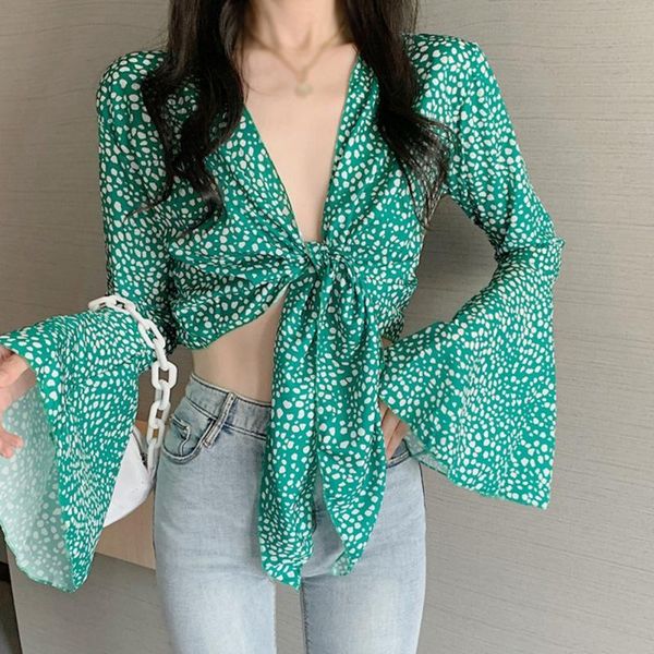 women's t-shirt fashion women cottagecore v-neck flared sleeve short sweet bow long-sleeved sunscreen tshirt 2021 summer, White
women's t-shirt fashion women cottagecore v-neck flared sleeve short sweet bow long-sleeved sunscreen tshirt 2021 summer, White