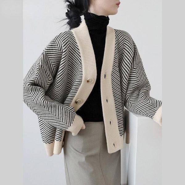 women's knits & tees 2021 fall striped knitted cardigans sweater women vintage korean chic long sleeve coat fashion streetwear loose fe, White
women's knits & tees 2021 fall striped knitted cardigans sweater women vintage korean chic long sleeve coat fashion streetwear loose fe, White