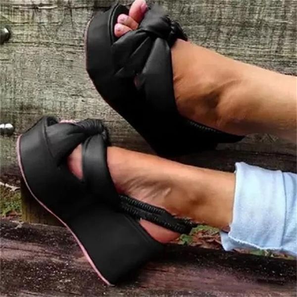 sandals 2021 women thick bottom knot female summer platform fashion shoes ladies solid casual outside footwear big size, Black
sandals 2021 women thick bottom knot female summer platform fashion shoes ladies solid casual outside footwear big size, Black