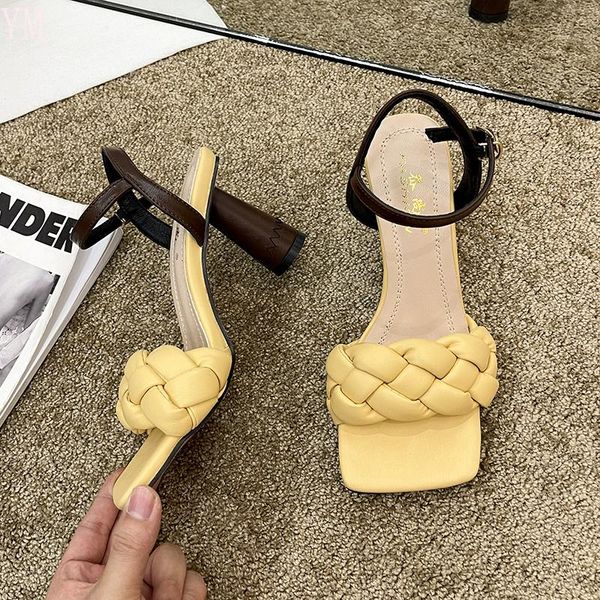 sandals women 2021 summer roman shoes weave mules woman round heels platform fashion brand leather braided high with slides, Black
sandals women 2021 summer roman shoes weave mules woman round heels platform fashion brand leather braided high with slides, Black
