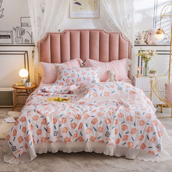cloud lace comfortable four seasons cotton summer quilt piece set three student dormitory group purchase
cloud lace comfortable four seasons cotton summer quilt piece set three student dormitory group purchase