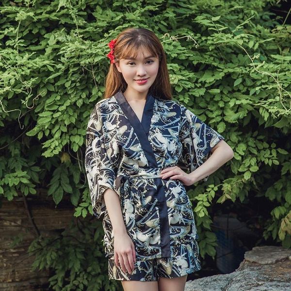 summer women japanese traditional kimono modern haori retro floral print asia clothing homewear v-neck loose pajamas nightgown ethnic, Red
summer women japanese traditional kimono modern haori retro floral print asia clothing homewear v-neck loose pajamas nightgown ethnic, Red