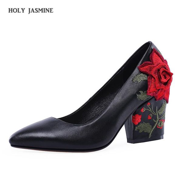 fashion 2021 spring womens shoes high heels luxury women designers wedding genuine leather pumps black ladies dress
fashion 2021 spring womens shoes high heels luxury women designers wedding genuine leather pumps black ladies dress