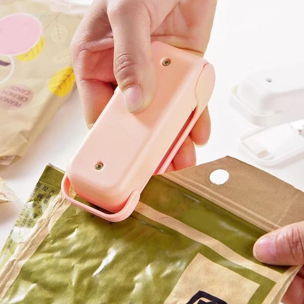 bag clips mini plastic heat machine for food saver storage snack fresh handheld solid and durable tool
bag clips mini plastic heat machine for food saver storage snack fresh handheld solid and durable tool