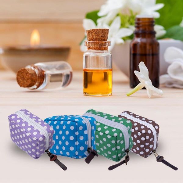 storage bags 6 grids essential oil bag anti-drop portable convenient travel case for 10ml 15ml bottles
storage bags 6 grids essential oil bag anti-drop portable convenient travel case for 10ml 15ml bottles
