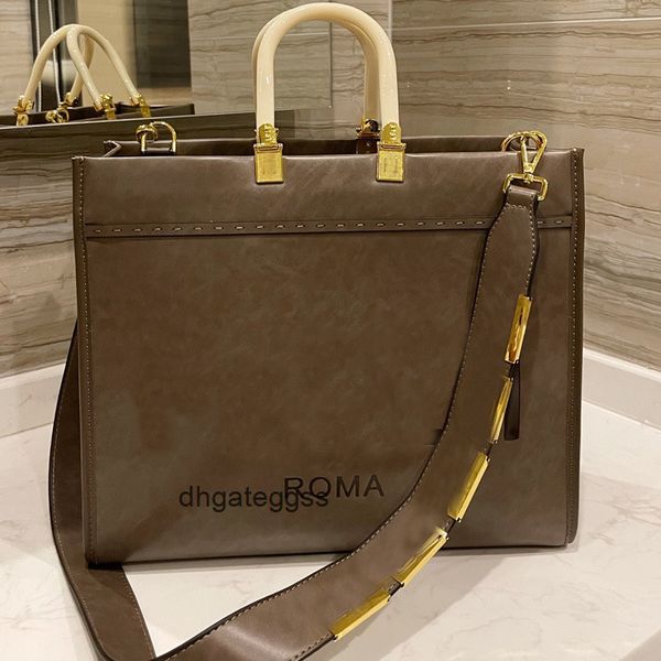 Functional Amazing Fend i Handbags Designers Sunshine Tote Bag 35cm Woman Handbags Shopping Bags Genuine Leather Fashion Letter Handle Totes
Functional Amazing Fend i Handbags Designers Sunshine Tote Bag 35cm Woman Handbags Shopping Bags Genuine Leather Fashion Letter Handle Totes