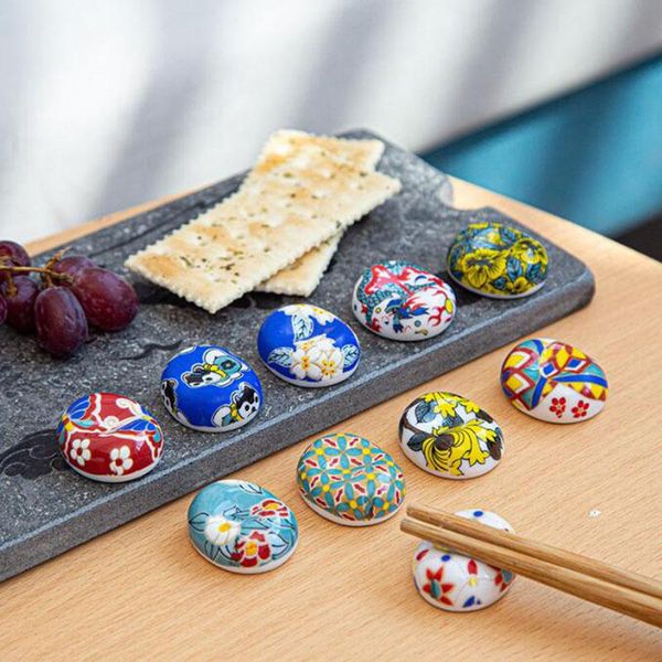 ceramic floral pattern chopstick shelf rack creative holder fork rest kitchen tools tableware dinner table decor chopsticks
ceramic floral pattern chopstick shelf rack creative holder fork rest kitchen tools tableware dinner table decor chopsticks