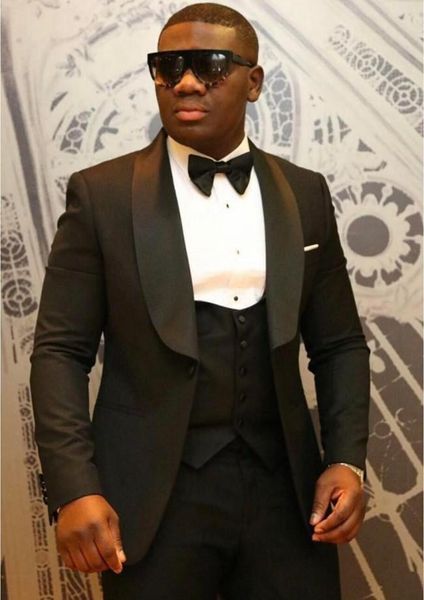 handsome groom tuxedos shawl lapel man prom party suit wedding clothing men work business suit (jacket+pants+vest), Black;gray
handsome groom tuxedos shawl lapel man prom party suit wedding clothing men work business suit (jacket+pants+vest), Black;gray