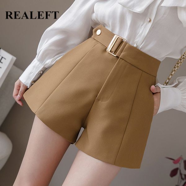 spring summer casual wide leg shorts high waist belt korean ol style chic female pockets work wear short 210428, White;black
spring summer casual wide leg shorts high waist belt korean ol style chic female pockets work wear short 210428, White;black