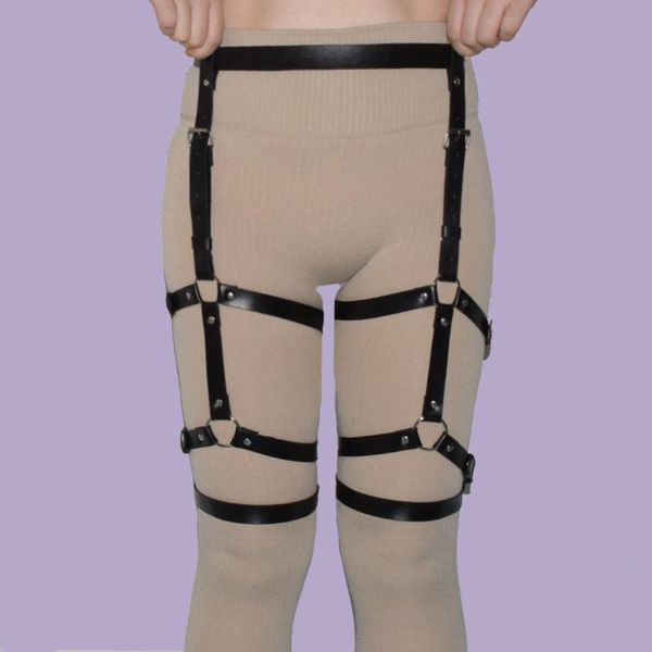 female leather leg harness bondage punk garter belt for stockings gothic handmade waist to belts suspenders straps, Black;brown
female leather leg harness bondage punk garter belt for stockings gothic handmade waist to belts suspenders straps, Black;brown