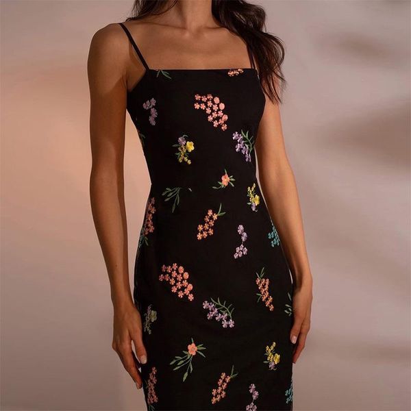casual dresses women's fashion mesh temperament embroidered sling dress women, Black;gray
casual dresses women's fashion mesh temperament embroidered sling dress women, Black;gray