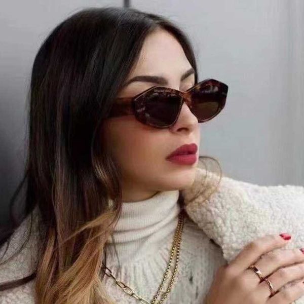 sunglasses for fishing blue yellow retro steam punk 2000s aesthetic decorative sun protection 2021 trend fashion women glasses, White;black
sunglasses for fishing blue yellow retro steam punk 2000s aesthetic decorative sun protection 2021 trend fashion women glasses, White;black
