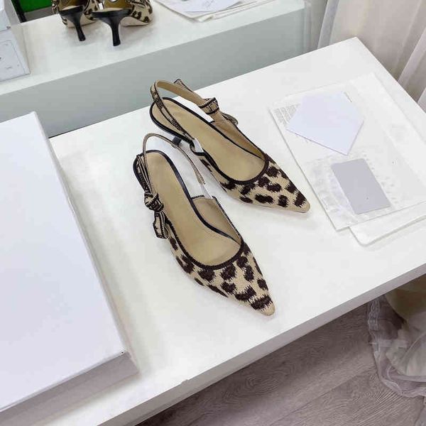 

women 2022 latest dress shoes open-heeled sandal mid heels womens designer shoe slingback pumps jacquard embroidery with motif flattie, Black