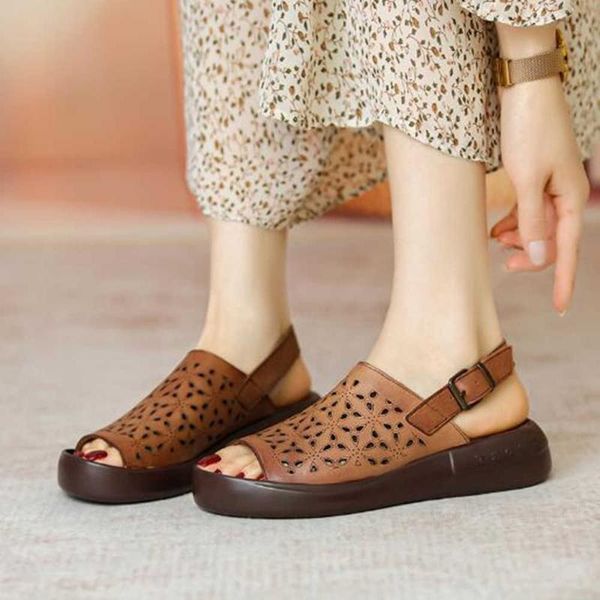 dress shoes 2021summer retro leather sandals women's platform hollow versatile casual roman high-end, Black
dress shoes 2021summer retro leather sandals women's platform hollow versatile casual roman high-end, Black