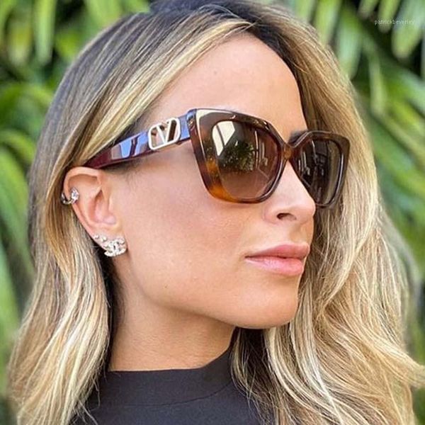 sunglasses feishini star contracted quality cat eye women uv protection trendy ladies eyewear fashion sun glassees brand vintage, White;black
sunglasses feishini star contracted quality cat eye women uv protection trendy ladies eyewear fashion sun glassees brand vintage, White;black