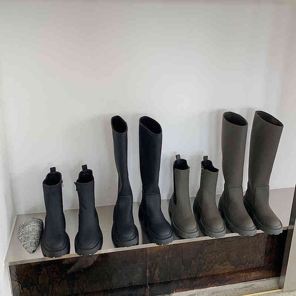 boots matte gray chunky platform motorcycle long knee women brand design round toe thigh riding shoes j0z3, Black
boots matte gray chunky platform motorcycle long knee women brand design round toe thigh riding shoes j0z3, Black