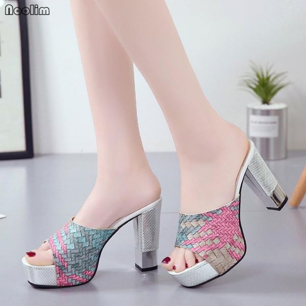fashion super square high heels women summer slippers platform fish-mouth waterproof peep toe party shoes, Black
fashion super square high heels women summer slippers platform fish-mouth waterproof peep toe party shoes, Black