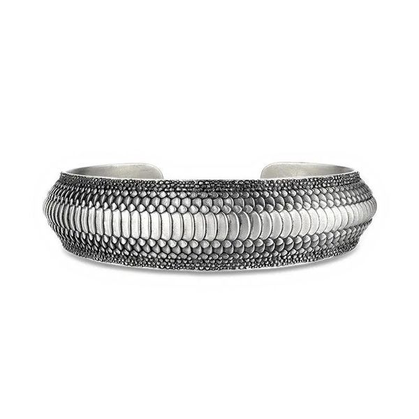 bangle creative retro design carved dragon scale men's open bracelet fashion trend wrist jewelry, Black
bangle creative retro design carved dragon scale men's open bracelet fashion trend wrist jewelry, Black