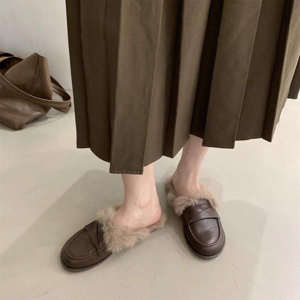 slippers faux fur mules women lazy shoes autumn winter comfort ladies furry slides fluffy hairy flip flops, Black
slippers faux fur mules women lazy shoes autumn winter comfort ladies furry slides fluffy hairy flip flops, Black