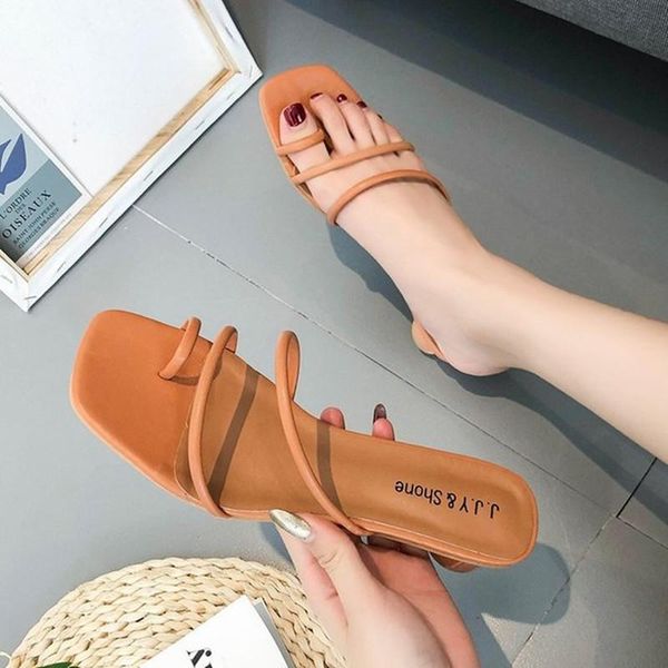 slippers summer 2021 thick heel slipper woman, flip-toe one-line belt with a flip-flops fashion wear, Black
slippers summer 2021 thick heel slipper woman, flip-toe one-line belt with a flip-flops fashion wear, Black