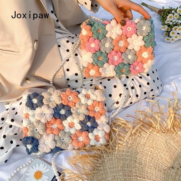 shoulder bags hand woven woolen crochet bag with puff flowers women creative chrysanthemum messenger
shoulder bags hand woven woolen crochet bag with puff flowers women creative chrysanthemum messenger
