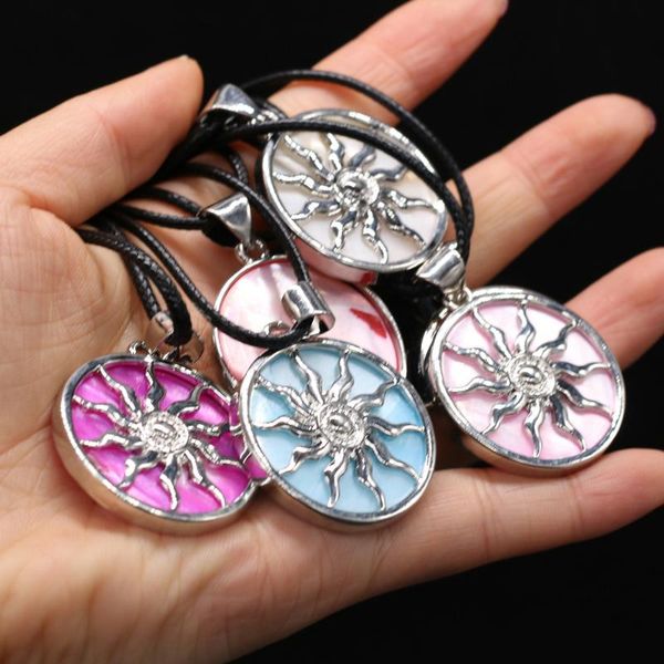 pendant necklaces natural shell necklace round flower pattern for women jewelry exquisite gift length 55+5cm, Silver
pendant necklaces natural shell necklace round flower pattern for women jewelry exquisite gift length 55+5cm, Silver