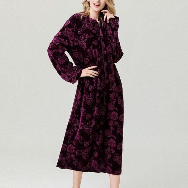 women's sleepwear women plus size zipper nightgowns velvet floral printed long sleeve midi length bathrobe spring autumn home robes 3xl, Black;red
women's sleepwear women plus size zipper nightgowns velvet floral printed long sleeve midi length bathrobe spring autumn home robes 3xl, Black;red