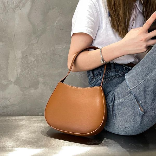 evening bags cute solid color small pu leather armpit baguette shoulder for women 2021 vintage handbags and purse female travel tote bag
evening bags cute solid color small pu leather armpit baguette shoulder for women 2021 vintage handbags and purse female travel tote bag
