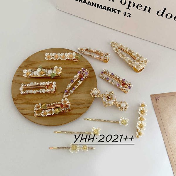 flower rhinestone side clip net red pearl duck beak clip headdress, Slivery;white
flower rhinestone side clip net red pearl duck beak clip headdress, Slivery;white
