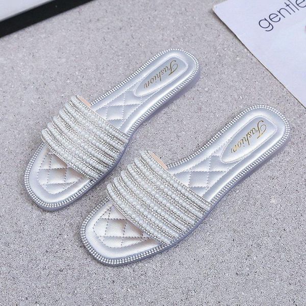 slippers 2021 women elegance pearl decoration upper flat shoes summer beach sandals office silver woman flip flops, Black
slippers 2021 women elegance pearl decoration upper flat shoes summer beach sandals office silver woman flip flops, Black