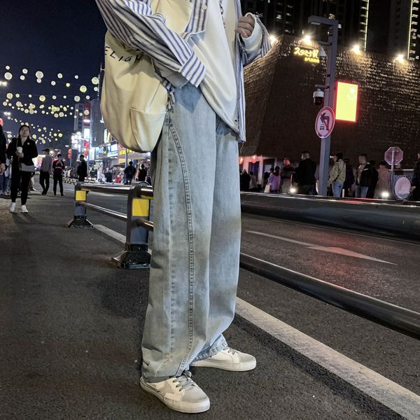 Jeans Men Spring Autumn New Fashion Straight Loose Korean Pants Mens casual jeans for male trousers Blue/Rice white/Khaki
Jeans Men Spring Autumn New Fashion Straight Loose Korean Pants Mens casual jeans for male trousers Blue/Rice white/Khaki