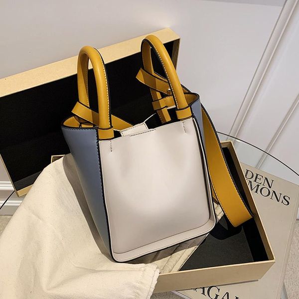 evening bags fashion buckets bag women designer wide handle handbags luxury pu leather shoulder crossbody lady tote purses
evening bags fashion buckets bag women designer wide handle handbags luxury pu leather shoulder crossbody lady tote purses
