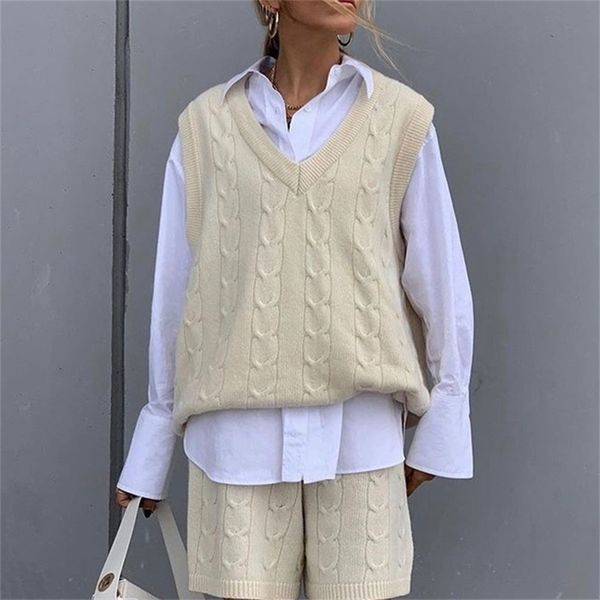 autumn winter sweater sleeveless womens v-neck twist knit vest loose shorts suit plus size 2 piece set women 210508, White
autumn winter sweater sleeveless womens v-neck twist knit vest loose shorts suit plus size 2 piece set women 210508, White