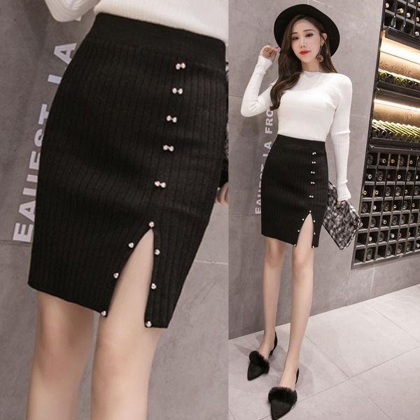 skirts 2021 short women autumn skirt front vent designed wool fabric woman bottomwear selling knitwear elegant, Black
skirts 2021 short women autumn skirt front vent designed wool fabric woman bottomwear selling knitwear elegant, Black