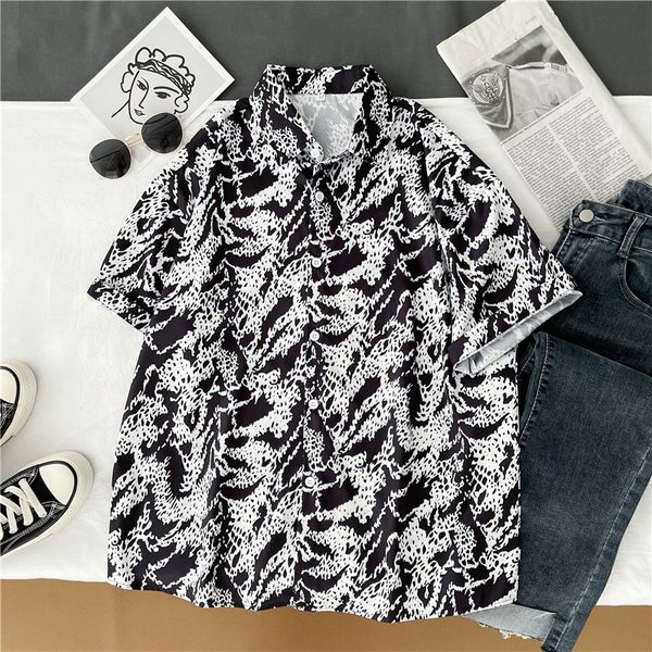 qnpqyx 2021 new arrival women's shirts men camicias casual one button black shirts printed short-sleeve summer blouses, White
qnpqyx 2021 new arrival women's shirts men camicias casual one button black shirts printed short-sleeve summer blouses, White