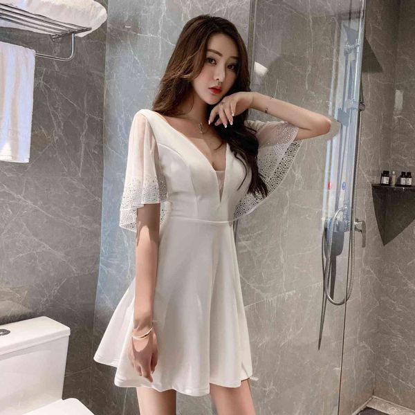 luxury party evening dress nightclub women's nightclub bar low cht white cover belly thin v-neck skirt autumn, Black
luxury party evening dress nightclub women's nightclub bar low cht white cover belly thin v-neck skirt autumn, Black