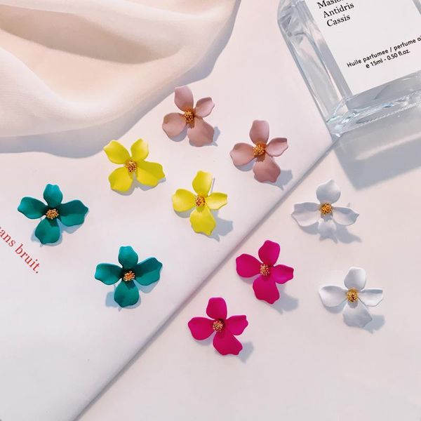 stud personality exquisite flower prevent allergy fashion earrings contracted candy color handmade women's, Golden;silver
stud personality exquisite flower prevent allergy fashion earrings contracted candy color handmade women's, Golden;silver
