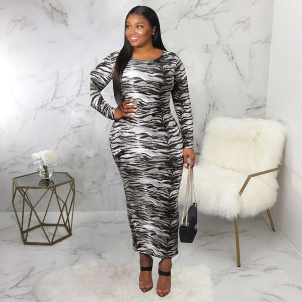 2021 new fashion digital print dress in autumn of 2019, White
2021 new fashion digital print dress in autumn of 2019, White