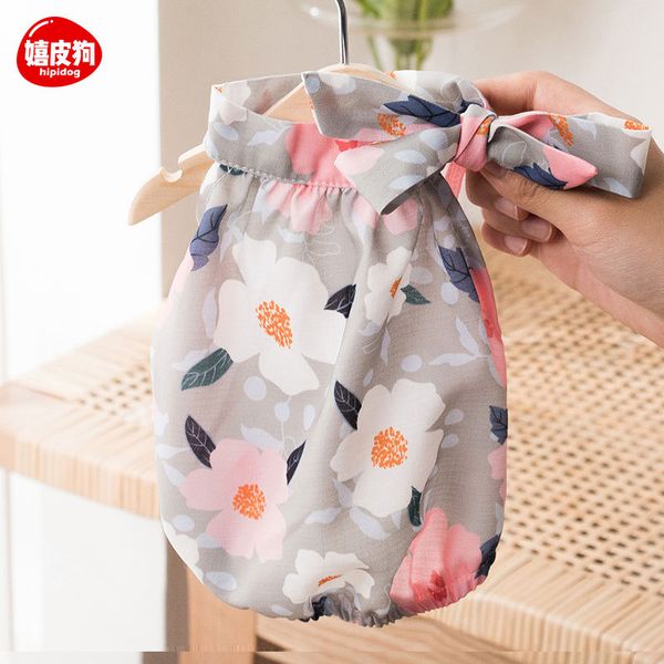 summer broken flower bow shirt little dog two legged cloth cat thin breathable suspender skirt pet
summer broken flower bow shirt little dog two legged cloth cat thin breathable suspender skirt pet