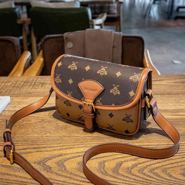 handbag xiaofang bag 2021 summer fashion foreign style messenger bee print contrast color single shoulder women's, Black;red
handbag xiaofang bag 2021 summer fashion foreign style messenger bee print contrast color single shoulder women's, Black;red