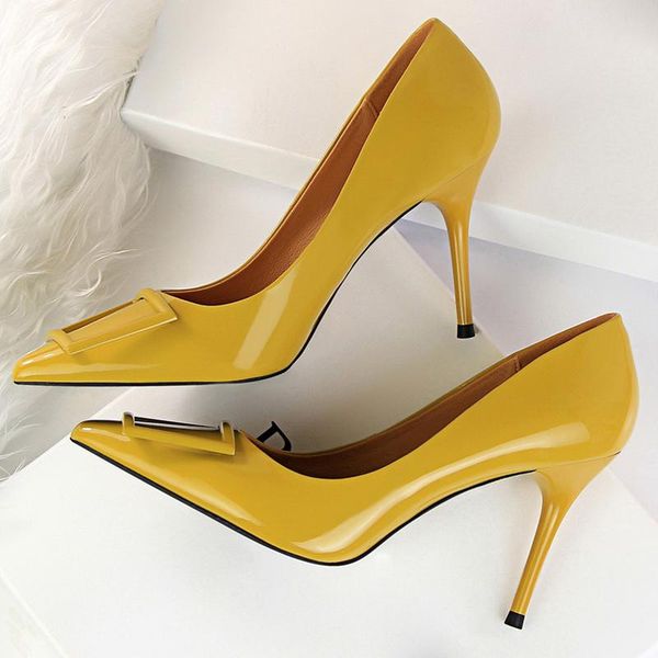 dress shoes 2021 fashion classic women 9cm high heels female buckle stiletto lady fetish yellow patent leather scarpins pumps, Black
dress shoes 2021 fashion classic women 9cm high heels female buckle stiletto lady fetish yellow patent leather scarpins pumps, Black